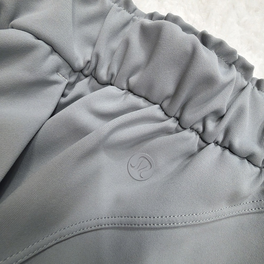 Lululemon Women's 6 Sage Grey Luxtreme Keep Moving Pants HR Minimalist Modern - Picture 6 of 11